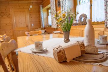 Mountain Hut for 8 People in Nußdorf-Debant, Austrian Alps, Photo 4