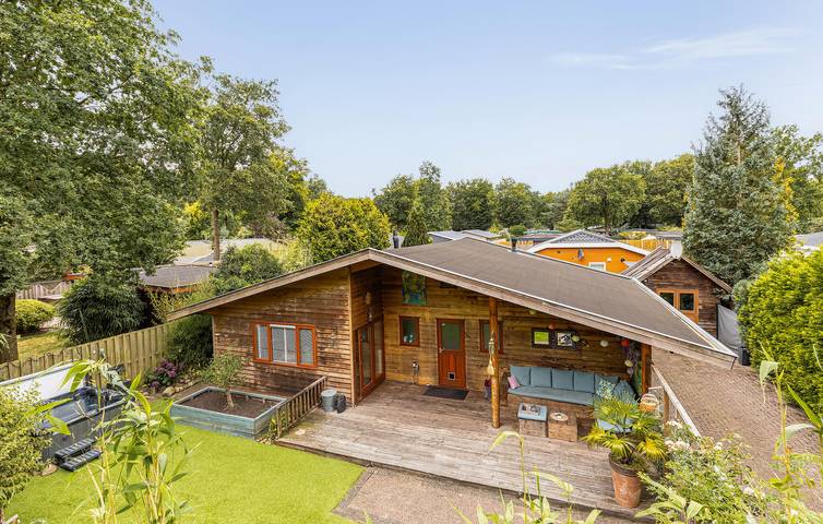 Gîte pour 4 personnes, avec terrasse et jacuzzi dans Erm