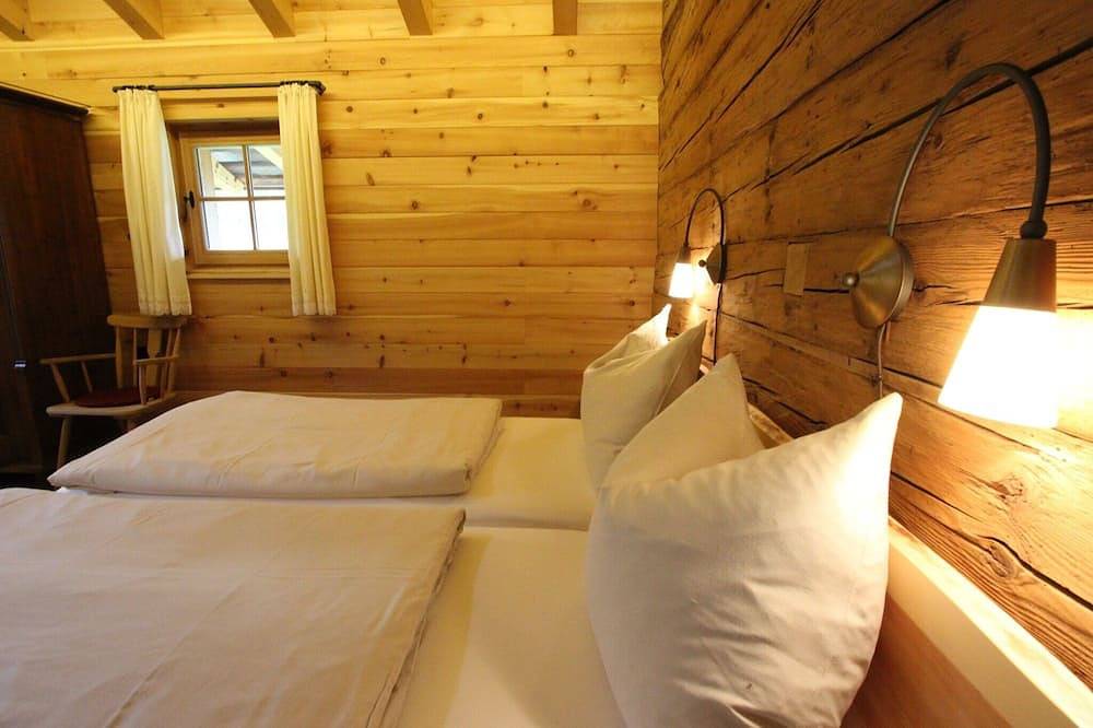 Chalet in Tirol direkt an der Skipiste in Sankt Johann in Tirol, Kitzbüheler Alpen