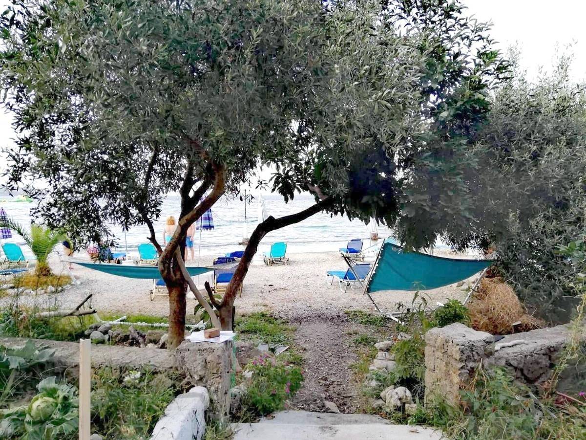 Ganze Wohnung, Vassia's Beach Houses in Benitses, Corfu, Korfu