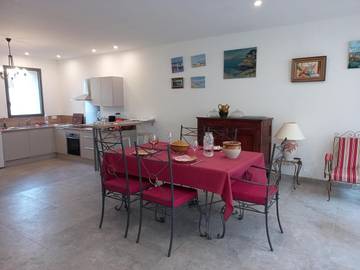 Gîte pour 4 personnes, avec terrasse à Aspiran