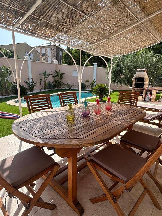 Location de vacances pour 6 personnes, avec jardin et piscine à Puget-Ville - 3