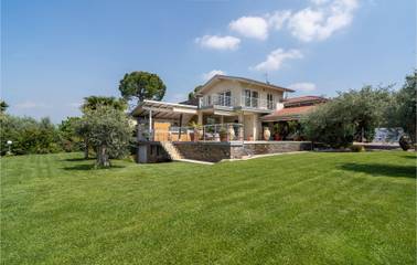 Casa Vacanza per 8 Persone in Lazise, Prealpi Gardesane, Foto 1