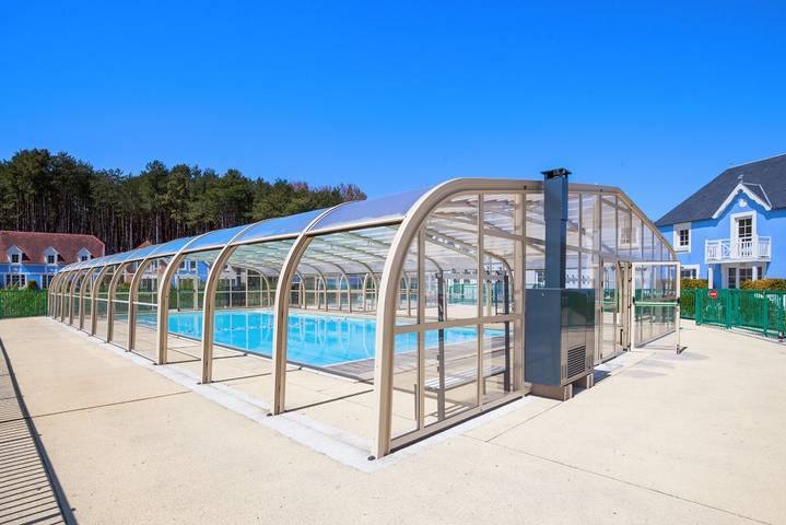 Gîte pour 8 personnes, avec jardin et sauna ainsi que balcon et piscine, animaux acceptés dans Aquaclub de Belle Dune - 4