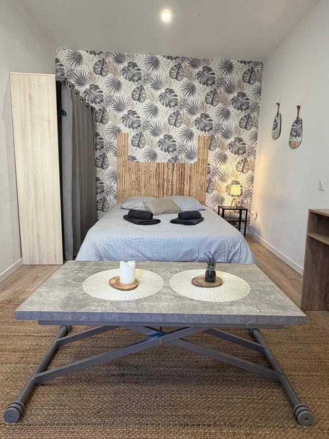Appartement entier, One-Bedroom Apartment in Guingamp, Région de Guingamp