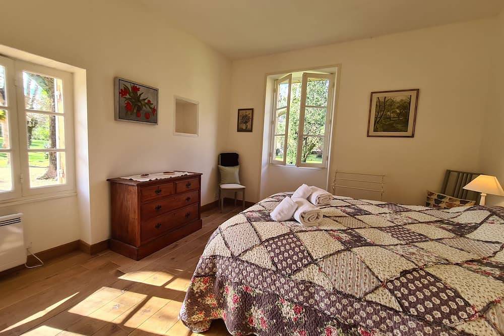 **Nouveau** Manoir de Mercier - Le Cottage - idéale pied à terre pour deux! in Saint-Cybranet, Périgord Noir