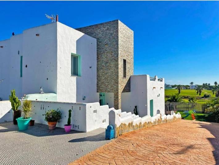 Casa rural para 8 personas, con Balcón y Terraza además de Jardín y Piscina en Puerto Real - 3
