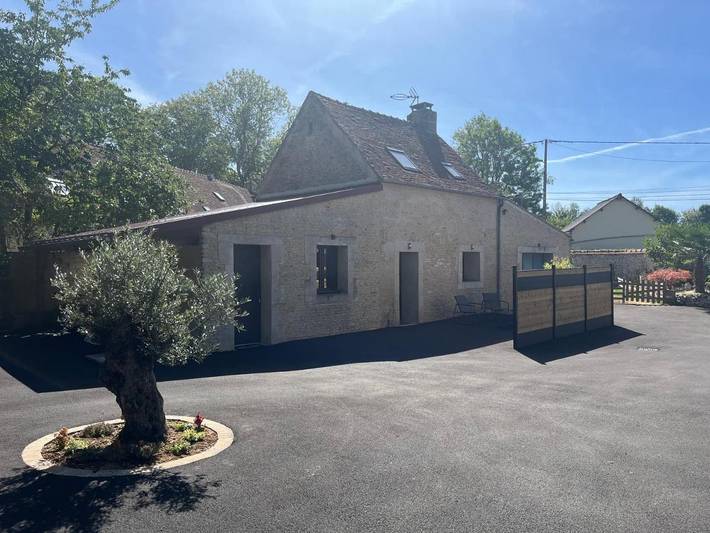 Location de vacances pour 3 personnes, avec Terrasse et Jardin dans Sarceaux