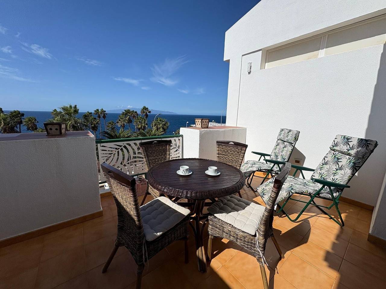 Casa de vacaciones "Casa Laly" con vistas al mar, terraza privada y Wi-Fi in Sueño Azul, Adeje