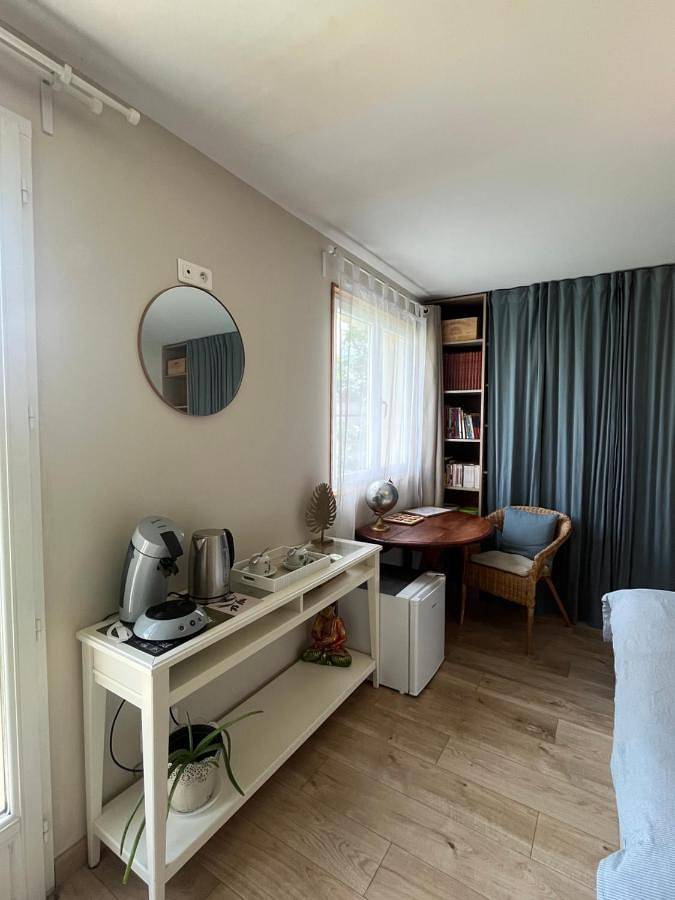 Gîte pour 2 personnes, avec jardin et vue à Montpon-Ménestérol - 4