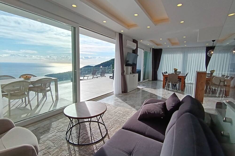 Villa with Private Pool & Lovely Sea Views,  Alanya Villa 1004 in Alanya, Antalya Province