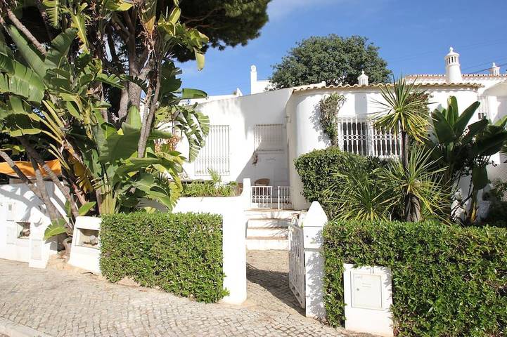 Bungalow pour 4 personnes, avec Terrasse et Jardin à Albufeira