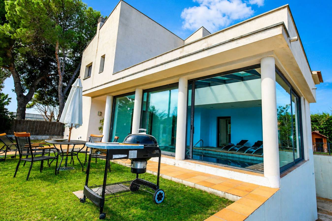 Villa con piscina cubierta en Vilafortuny in Vilafortuny, Cambrils