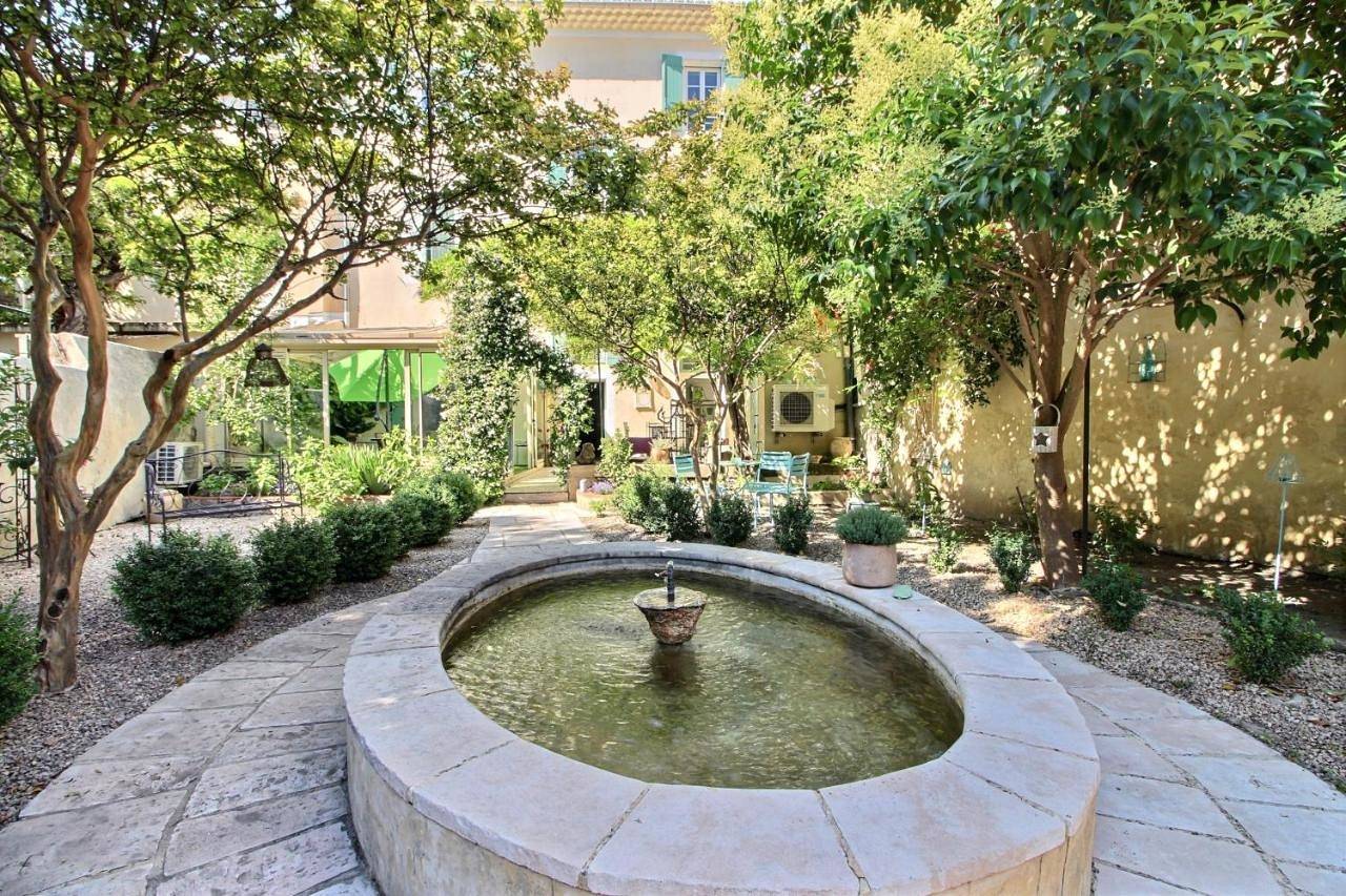 Deluxe Double or Twin Room in Orange, Vaucluse