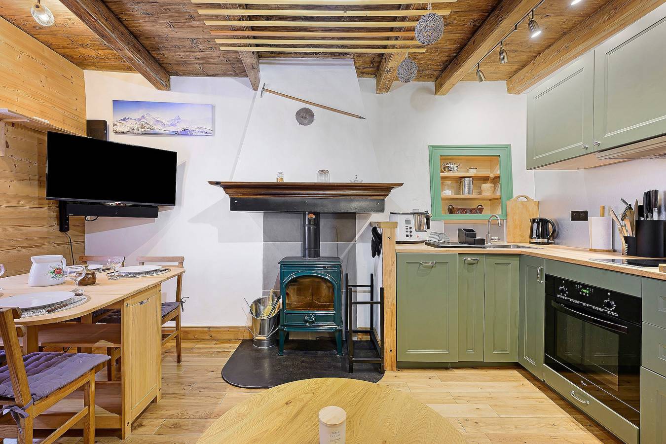Maison de vacances « Le Nid Savoyard » avec vue montagne, balcon et Wi-Fi in La Perrière, Massif de la Vanoise