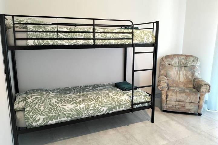 Location de vacances pour 6 personnes, avec jardin et terrasse à Brives-Charensac - 4