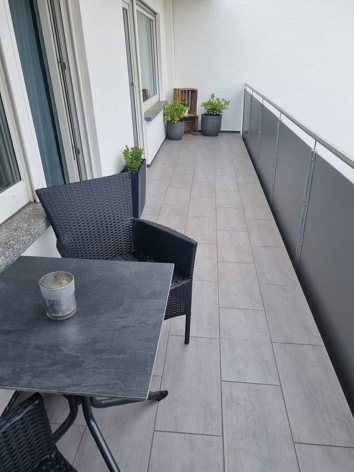 Appartement entier, Appartement de vacances 'Weitblick' avec vue sur les montagnes, balcon et Wi-Fi in Reute, Forêt-Noire du Sud