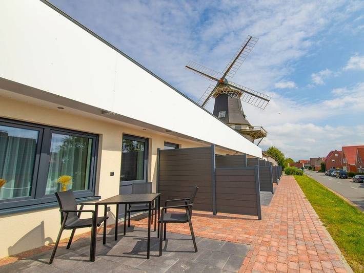 Ferienhaus für 3 Personen, mit Balkon und Terrasse in Carolinensiel