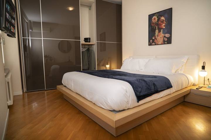 Ganze Ferienwohnung, Ferienwohnung für 6 Personen mit Balkon in Centro (Gallarate), Gallarate