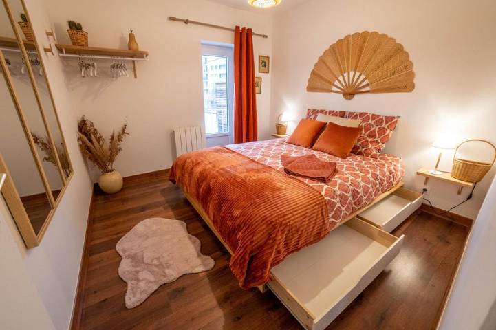 Gîte pour 8 personnes, avec balcon et vue à Voiron - 3