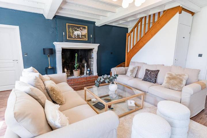 Location de vacances pour 8 personnes, avec vue et jardin, animaux acceptés à Canchy