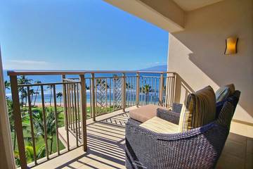 Villa for 11 Guests in Lahaina, Maui, Picture 2