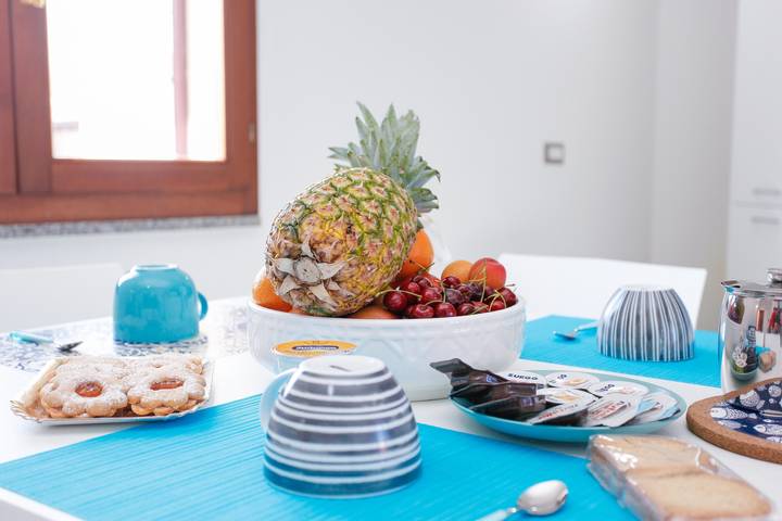 Casa vacanze "Casa Michela" con 2 balconi e Wi-Fi in Orosei, Golfo di Orosei
