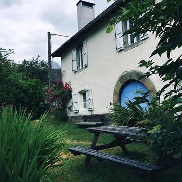 Gîte pour 14 personnes, avec vue et jardin à Lescun