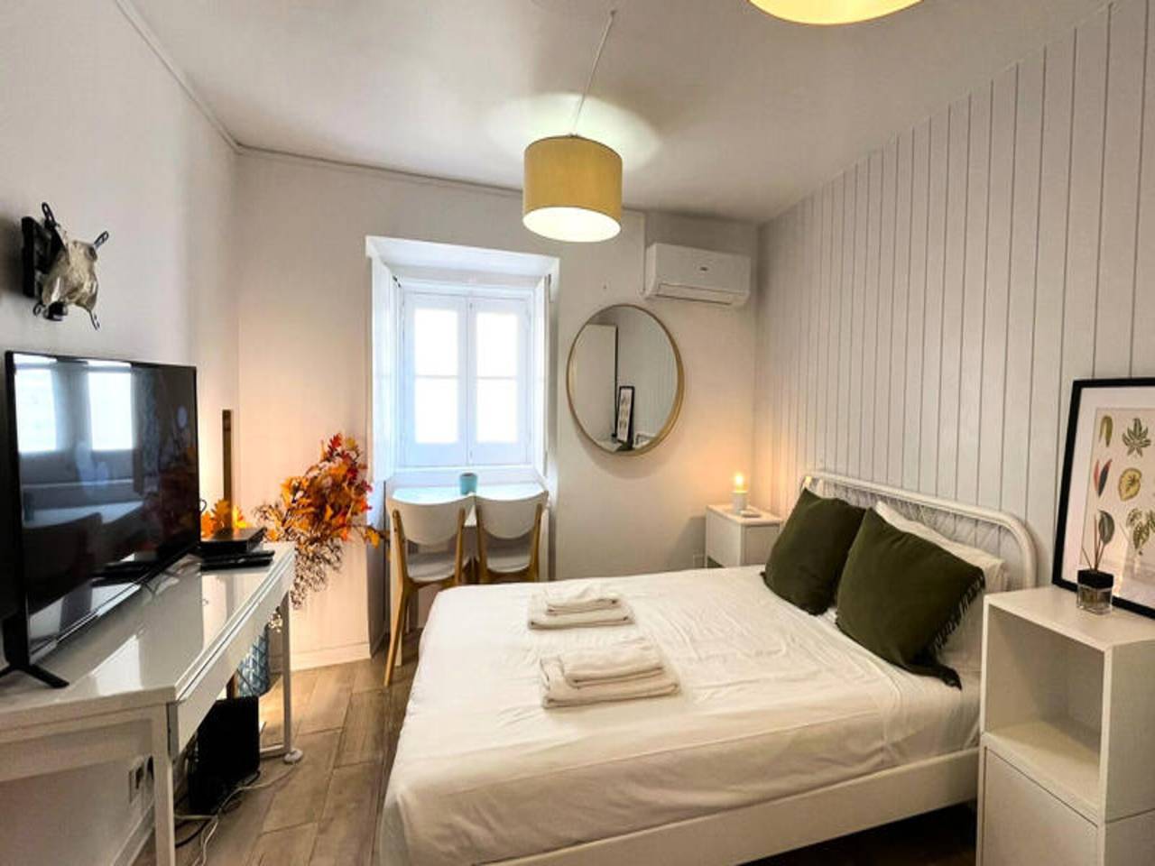 Holiday apartment in Lisbon from £121 per night