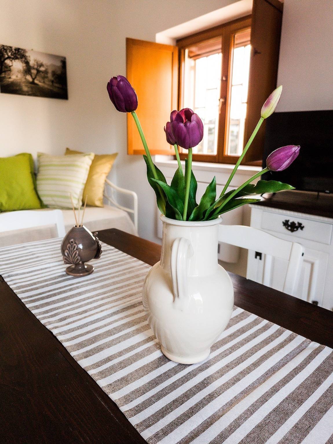 Appartement entier, Suite « Masseria Latorre - Suite il Vecchio Pozzo » avec jardin, Wi-Fi et climatisation in Locorotondo, Province de Bari
