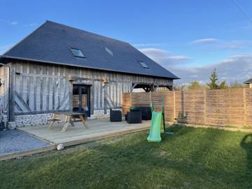Gîte pour 6 personnes, avec jardin et terrasse à Beuzeville