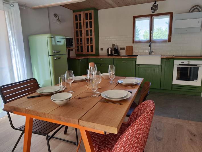Gîte pour 5 personnes, avec Terrasse et Jardin