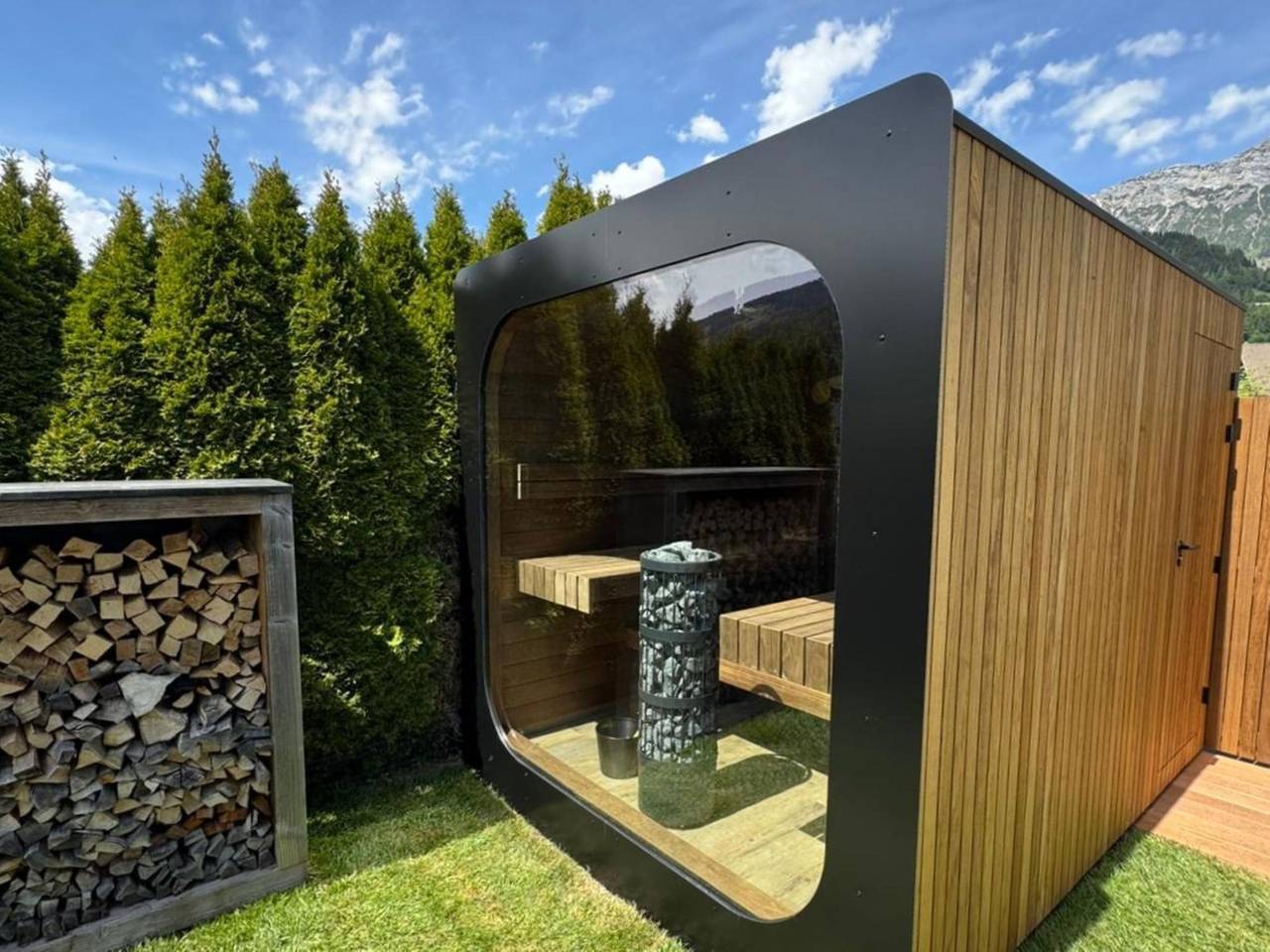 Wunderschönes Ferienhaus mit Außensauna in Leogang, Pinzgau