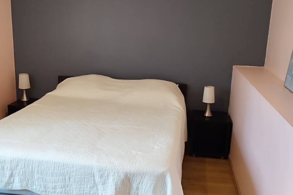 Casa de campo, con 3 dormitorios, para 6 personas, totalmente equipada. in Quimper, Region de Quimper
