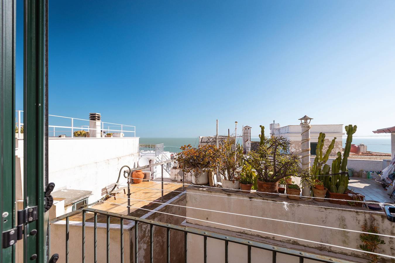 Catapano - Mono balconcino by Barbarhouse in Scialara o Castello, Vieste