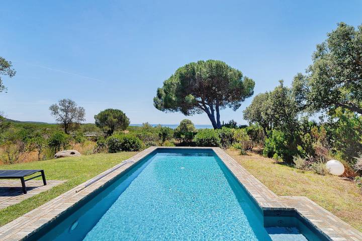Location de vacances pour 8 personnes, avec Jardin et Bassin pour enfant dans Palombaggia - 2