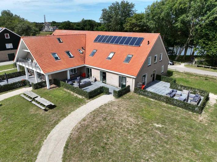 Ferienwohnung für 20 Personen, mit Terrasse und Garten in Friesland