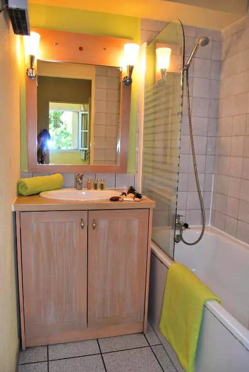 Ganze Wohnung, Ferienwohnung 3 Zimmer 6 Personen Meerblick in La Côte Vermeille, Cerbère