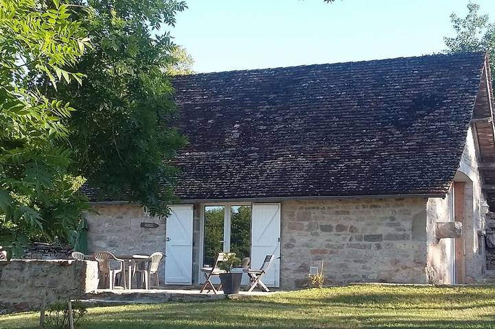 Gîte pour 3 personnes, avec jardin et terrasse à Thémines - 4