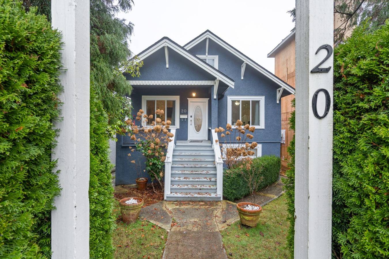 Charming 2Br Burnaby Home | Work-Ready + Parking in Burnaby, British-Columbia