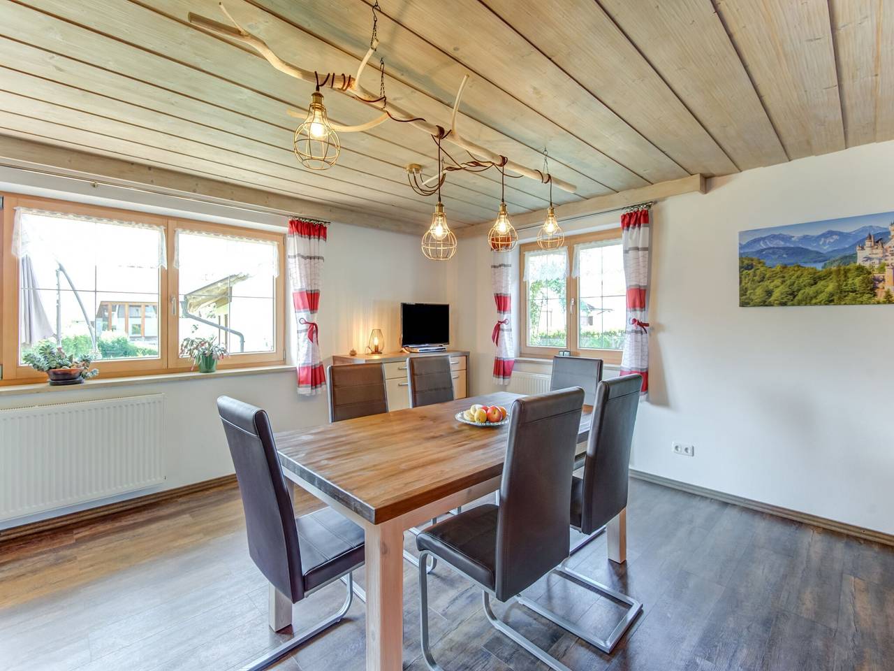 Ganze Wohnung, Gartenwohnung in Wildsteig in Wildsteig, Romantische Straße