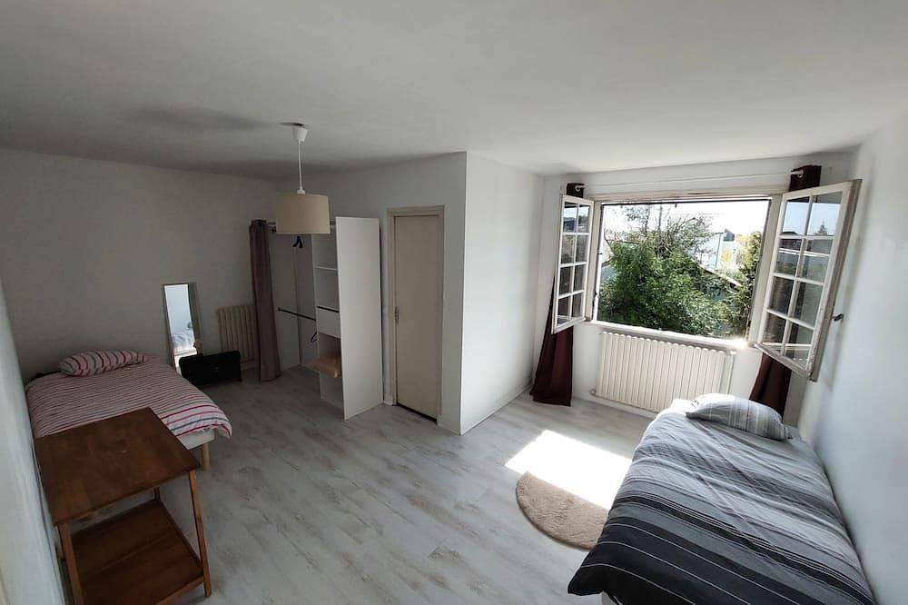 Spacious house for large family or group - Near Villejuif Metro in Villejuif, Val-de-Marne