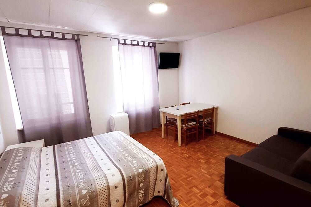 Appartamento intero, Charming Downtown Trento Studio with Hot Amenities in Trento, Dolomiti di Fiemme