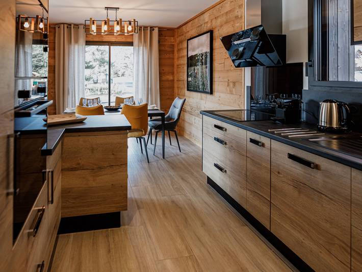 Luxury Lodge Near Golf Course with Private Jacuzzi and Spa Access in Le Chambon-sur-Lignon in Le Chambon-sur-Lignon, Mézenc