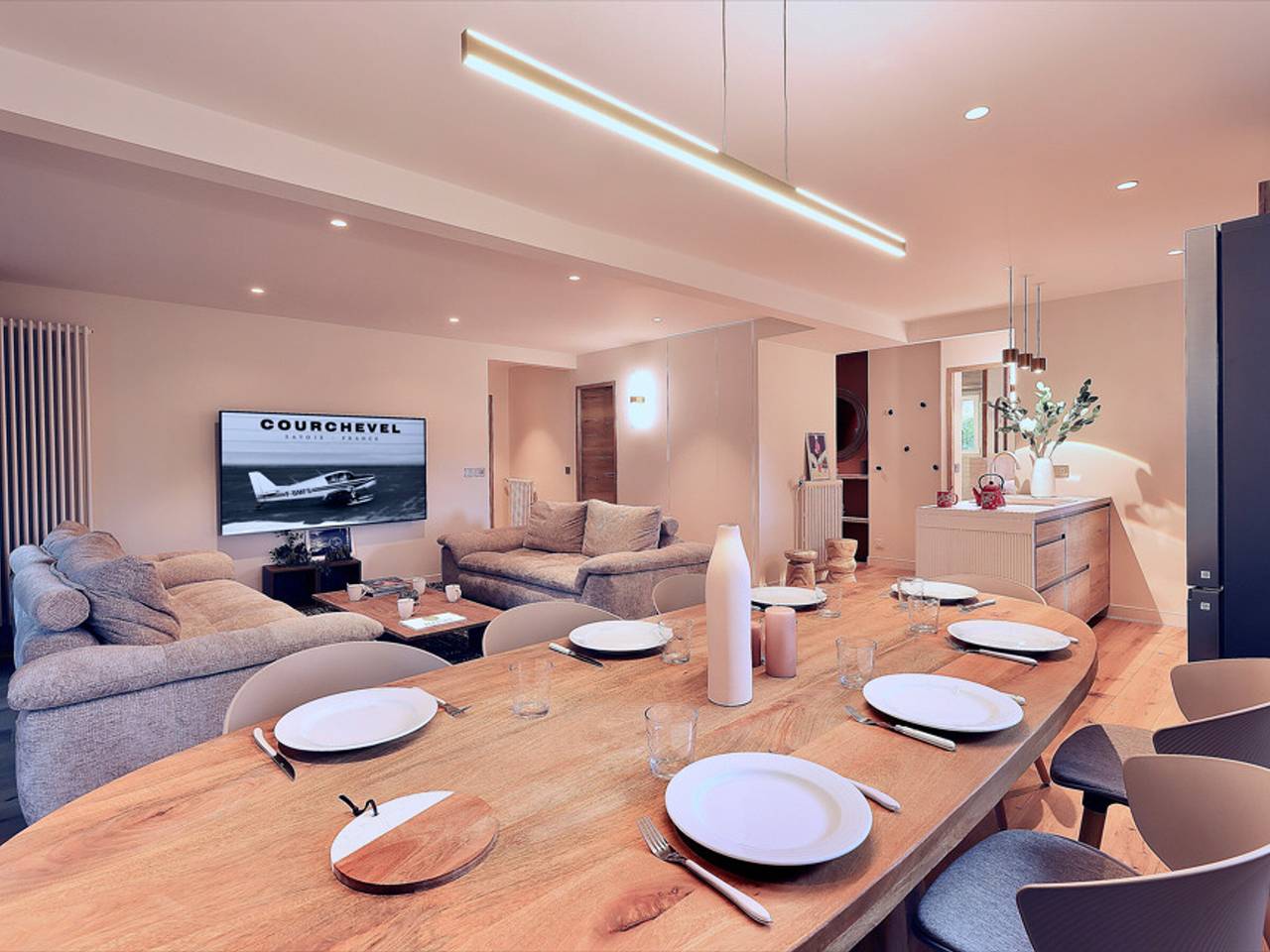 Geheel appartement, Courchevel 1850: Elegant New Apartment 3 min from Slopes, Includes Parking in Courchevel 1850, Saint-Bon-Tarentaise