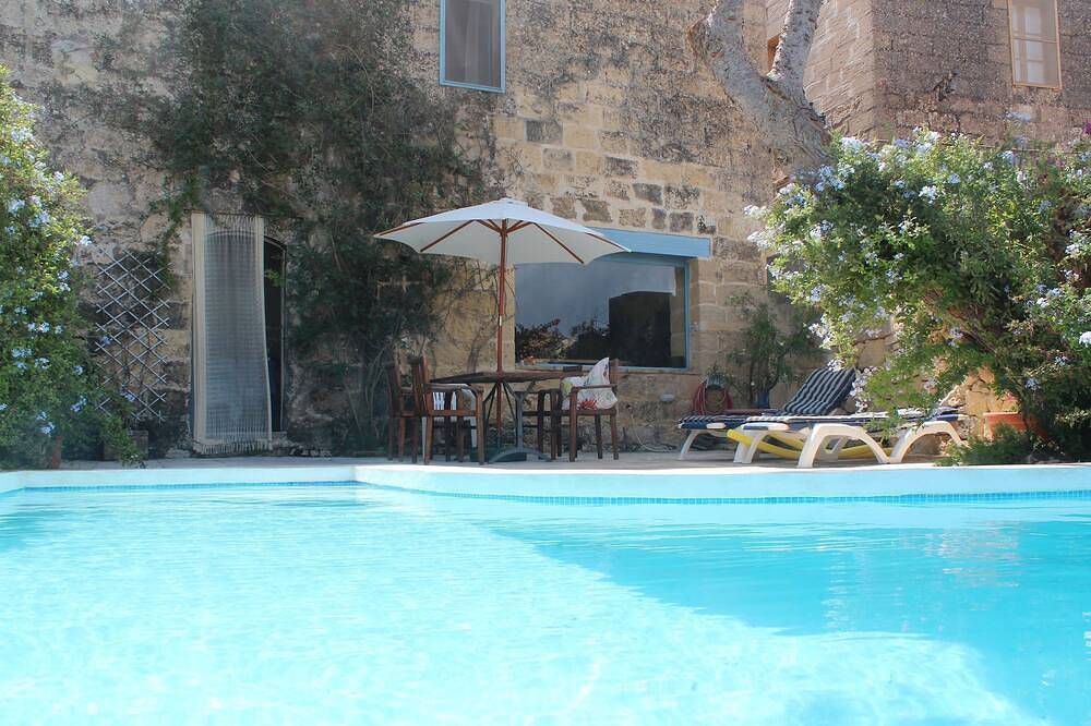 Bauernhaus mit privatem Swimmingpool, voller Charakter und Charme in Munxar, Gozo