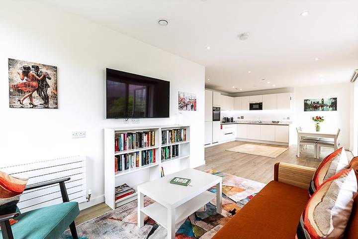 Entire apartment, Stratford Flat near Abba Arena in Newham, London