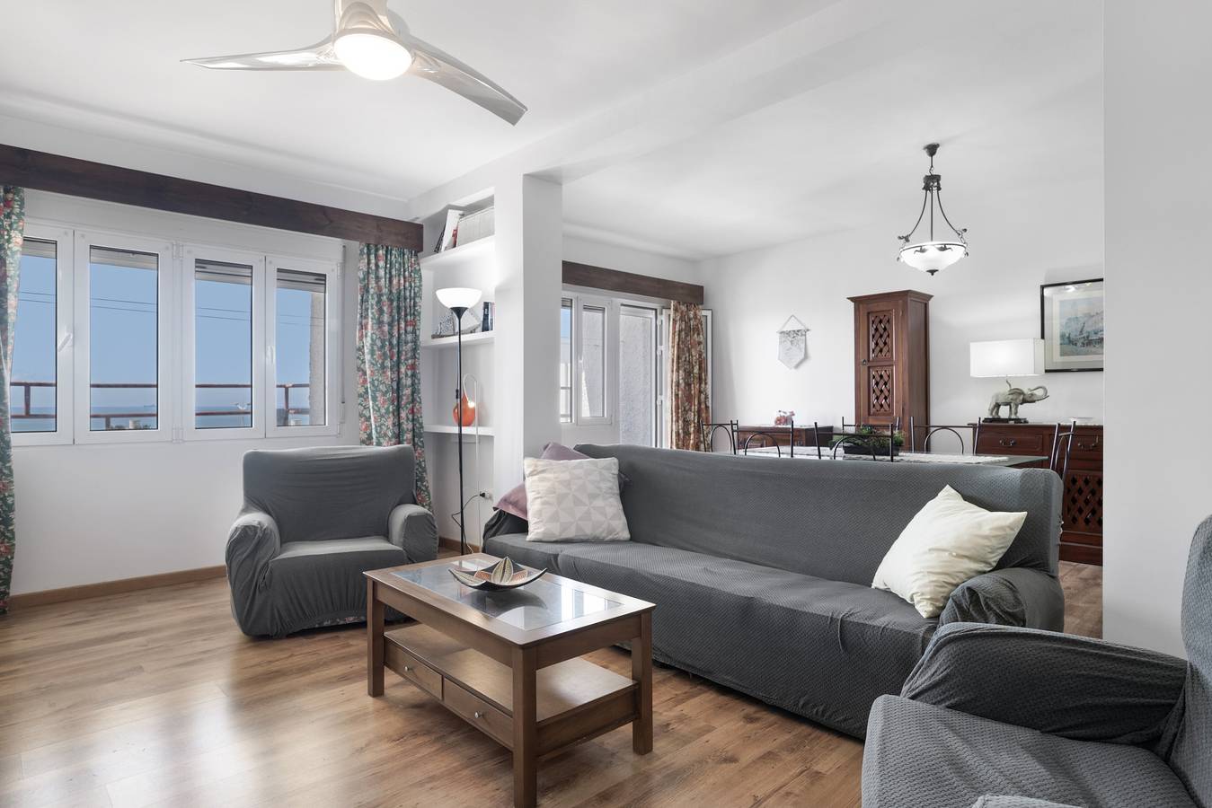 Apartamento entero, Apartamento 'Miramar' con vistas al mar, Wi-Fi y aire acondicionado in Playa Barbate, Barbate