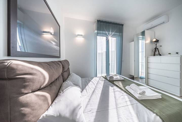 Ganze Wohnung, [Blaues Panorama] Strand 7 Min • Terrasse • Wlan in Celle Ligure, Riviera di Ponente