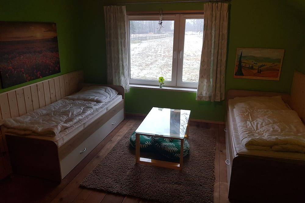 1 Ferienwohnung und 6 Ferienhäuser ideal für Familien unweit vom Spreewald in Kittlitz, Lübbenau